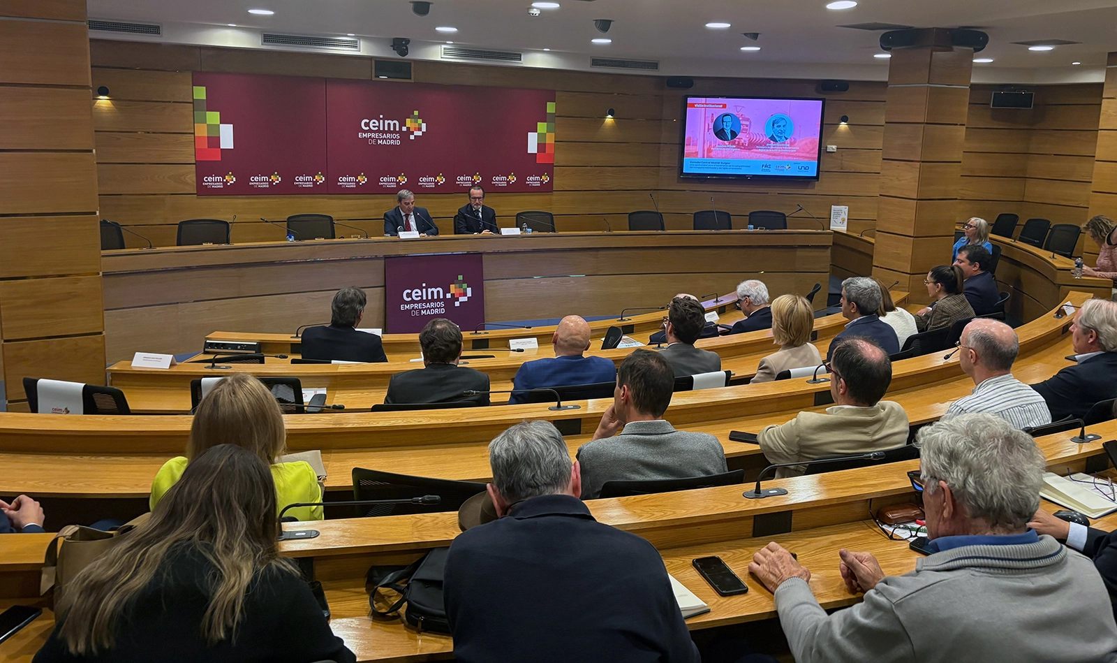 La reapertura del Tren Directo Madrid-Aranda-Burgos crearía más de 3.700 empleos en Castilla y León