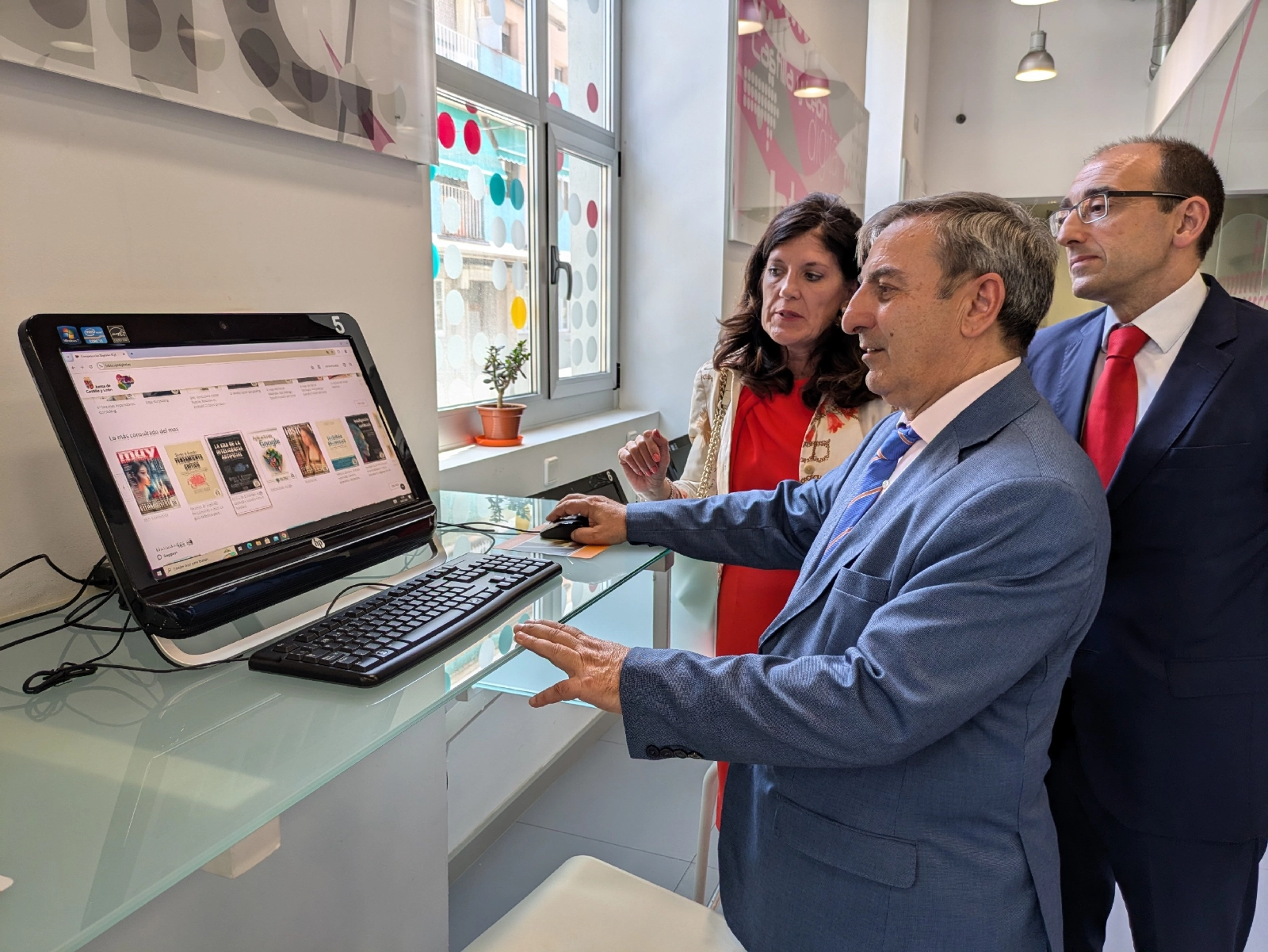 1.400 castellanos y leoneses se forman en banca online segura