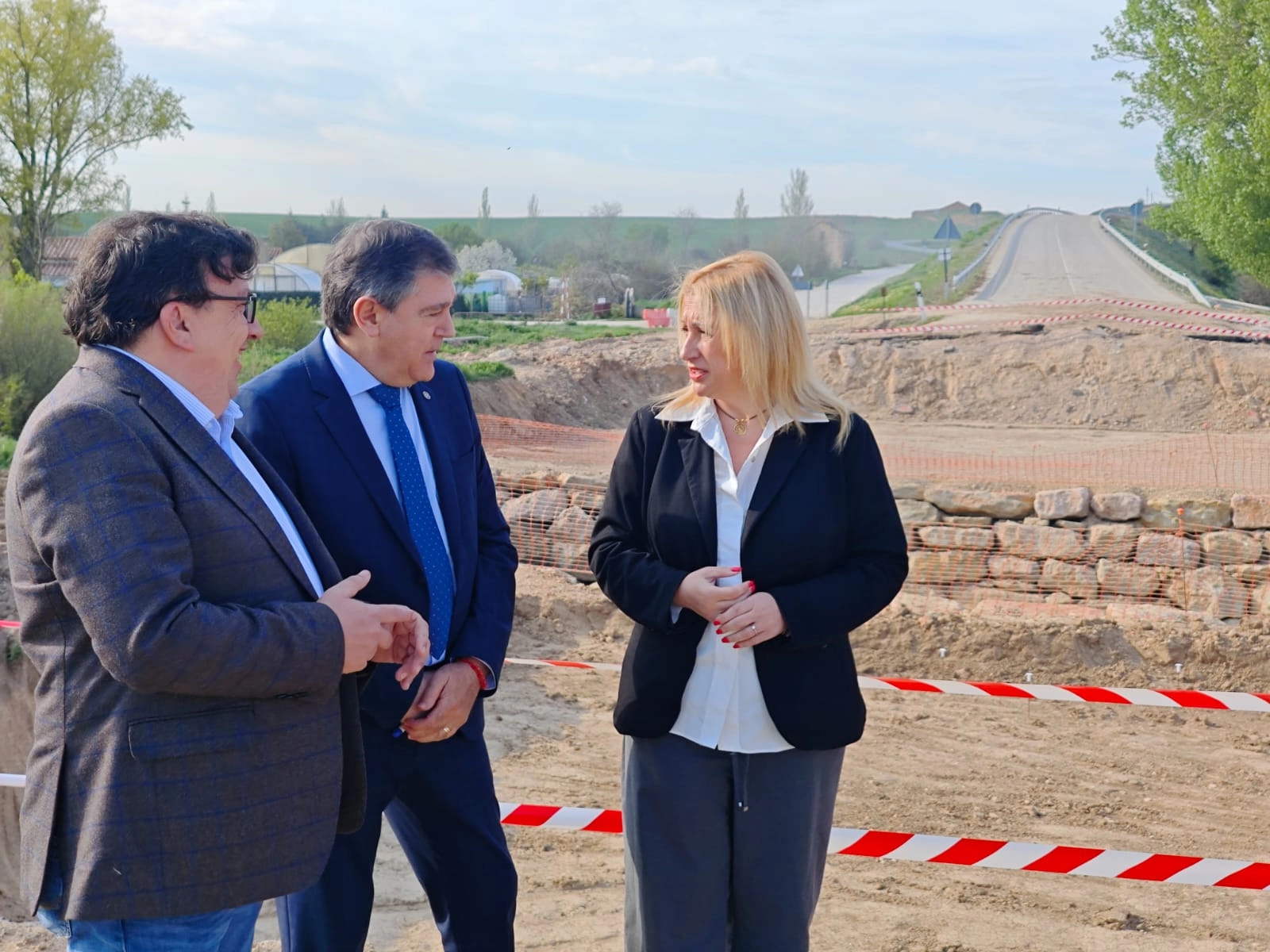 La Junta invierte 500.000 euros para restaurar el puente del río Morón en Almazán