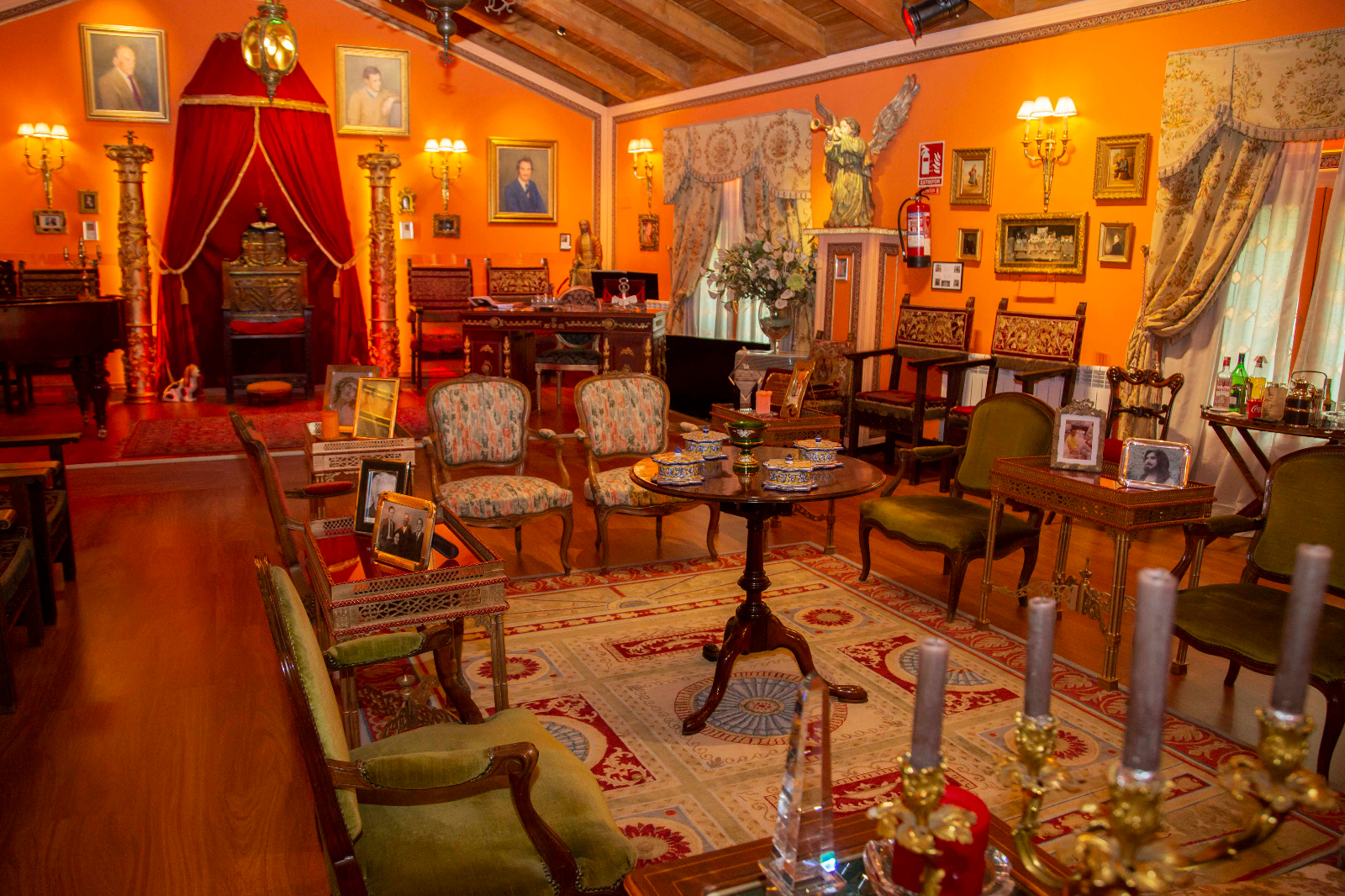 Sal&oacute;n Fundaci&oacute;n