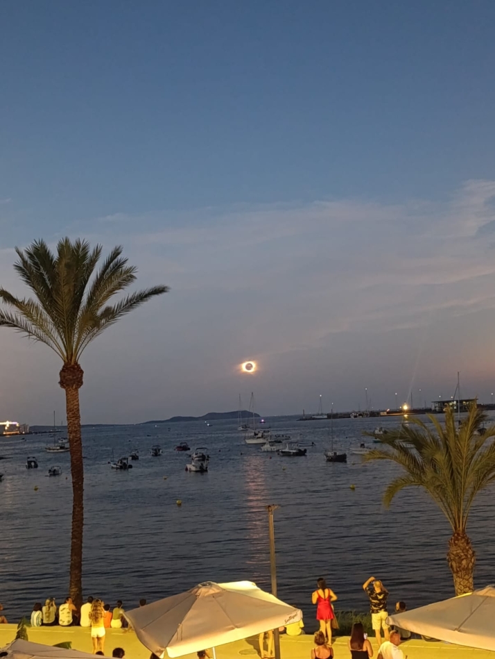 Concurso fotogr&aacute;fico: Decenas de lectores comparten su eclipse con Soria Noticias | Imagen 38