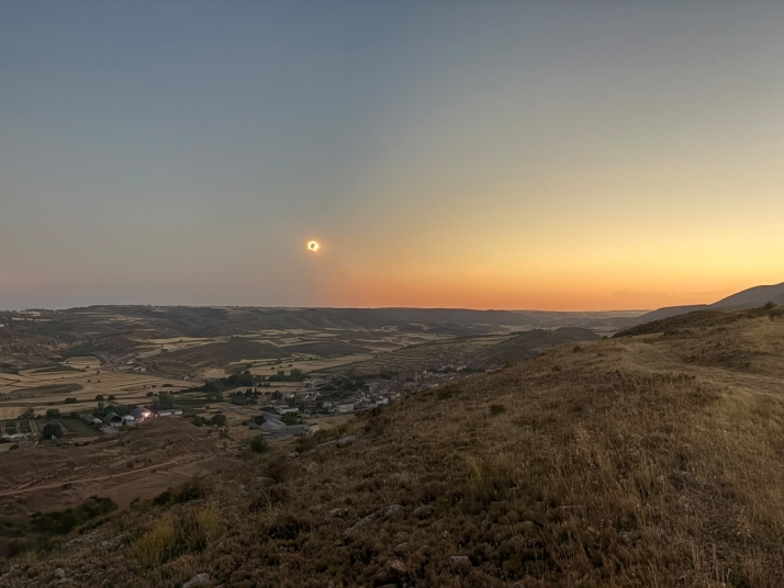 Concurso fotogr&aacute;fico: Decenas de lectores comparten su eclipse con Soria Noticias | Imagen 44