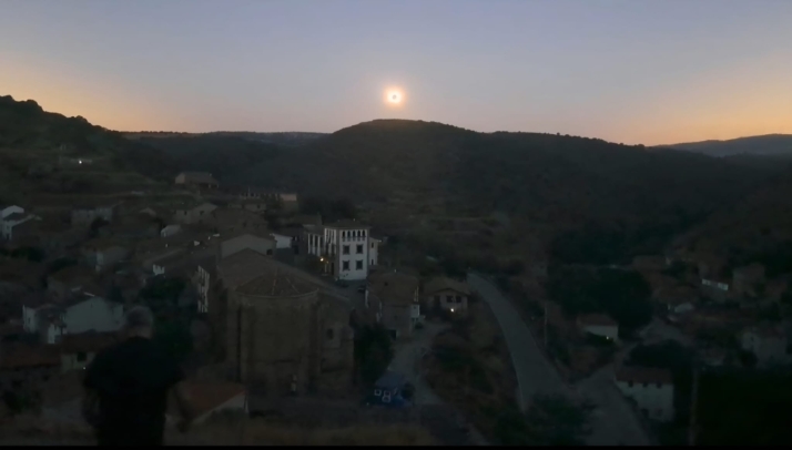 Concurso fotogr&aacute;fico: Decenas de lectores comparten su eclipse con Soria Noticias | Imagen 70