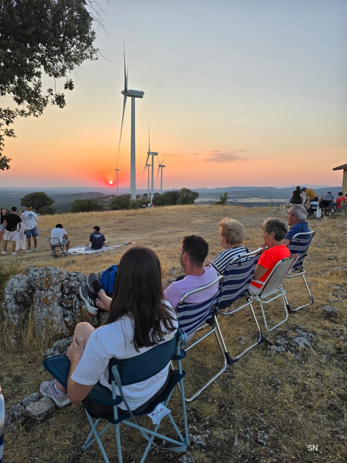 Concurso fotogr&aacute;fico: Decenas de lectores comparten su eclipse con Soria Noticias | Imagen 100