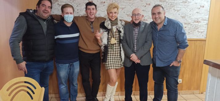 El Centro Soriano de Zaragoza recupera su bar con el torrezno por bandera | Imagen 1