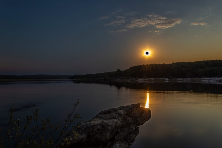 Concurso fotogr&aacute;fico: Decenas de lectores comparten su eclipse con Soria Noticias | Imagen 110