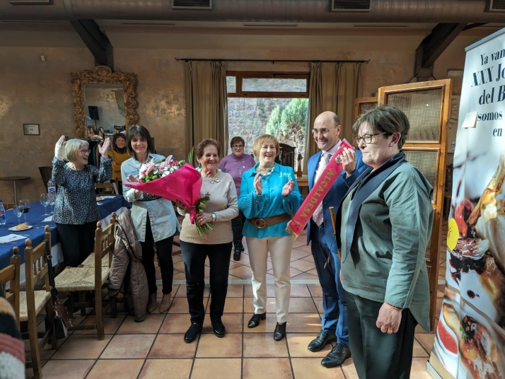 Las mujeres de &Aacute;greda honran a Santa &Aacute;gueda | Imagen 1