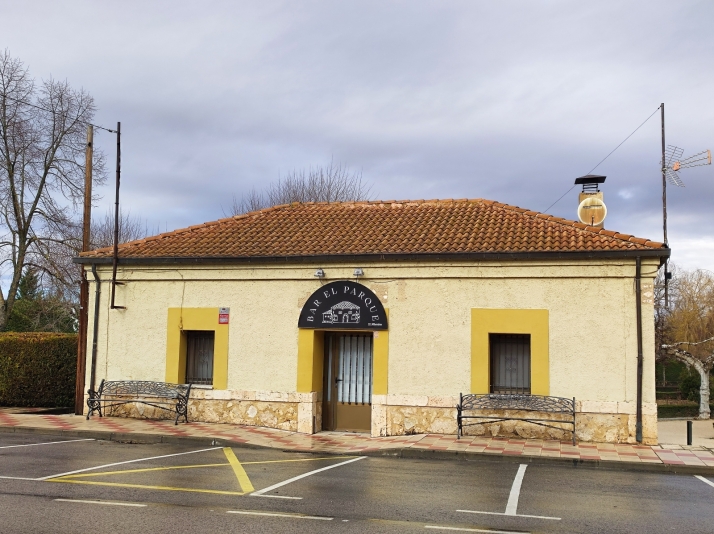 El Burgo pone en licitaci&oacute;n el bar El Parque | Imagen 1