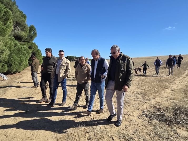 Castilla y Le&oacute;n abre la temporada general de caza menor en 6.000 cotos | Imagen 1