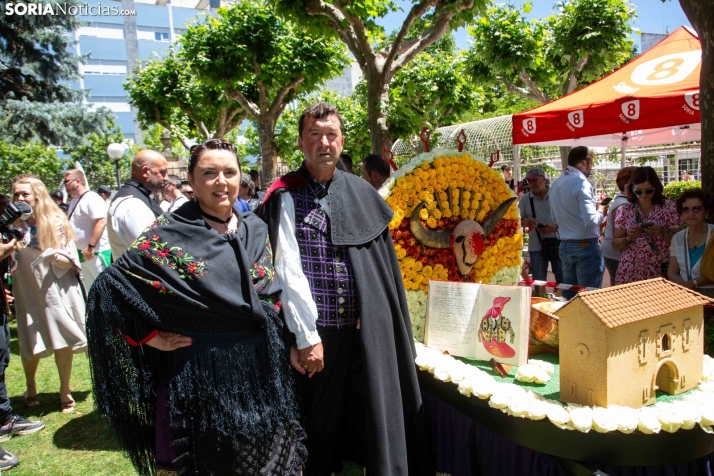 Revive el Domingo &lsquo;de Calderas&rsquo;: Las mejores fotos del desfile, la Feria Taurina o el sanjuanea con dos pi&ntilde;orros | Imagen 6