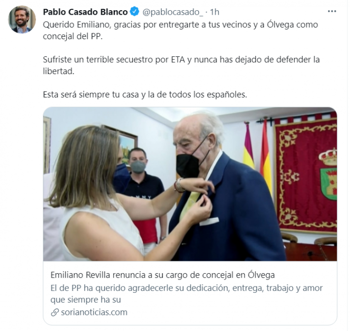 Pablo Casado agradece a Emiliano Revilla su labor en el PP  | Imagen 1
