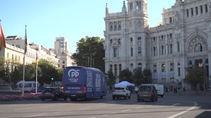 Las nueces de Ma&ntilde;ueco: El PP de Castilla y Le&oacute;n lanza su campa&ntilde;a m&aacute;s atrevida con gui&ntilde;os a Ayuso y un unboxing sorprendente | Imagen 2