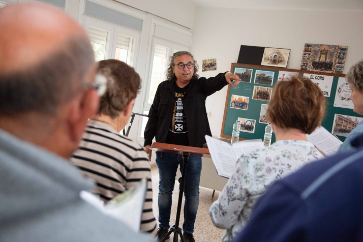 Hay vida despu&eacute;s del Vaticano para el Coro de Fuentearmegil | Imagen 1