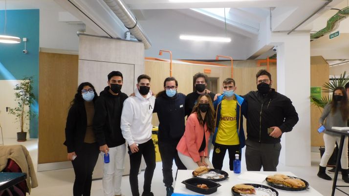 La ropa sostenible consigue calar en la V Edici&oacute;n de Iniciativas Emprendedoras en FP | Imagen 2