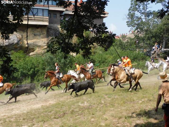 Revive el Jueves &lsquo;La Saca&rsquo;: Incre&iacute;bles v&iacute;deos de la salida desde varios &aacute;ngulos, sanjuanea con Patri o el minuto a minuto | Imagen 7