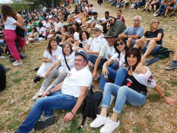 Revive el Lunes &lsquo;de Bailas&rsquo;: Galer&iacute;a de la merienda en San Polo, &lsquo;Adi&oacute;s, Adi&oacute;s San Juan&rsquo; o sanjuanea con Raquel y Alberto | Imagen 8