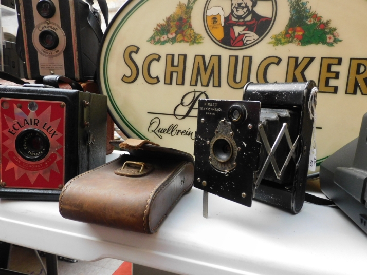 11 piezas &uacute;nicas que puedes encontrar en el mercado de antig&uuml;edades de El Burgo y que no te imaginas | Imagen 13