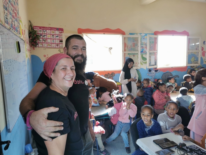 El cami&oacute;n solidario de #darlalata regresa a Marruecos para participar en el 'Cl&aacute;sicos del Atlas' | Imagen 1