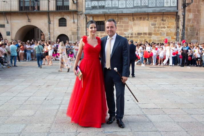 &iquest;Qu&eacute; han vestido los jurados en el mi&eacute;rcoles 'El Preg&oacute;n'? Te lo contamos | Imagen 5