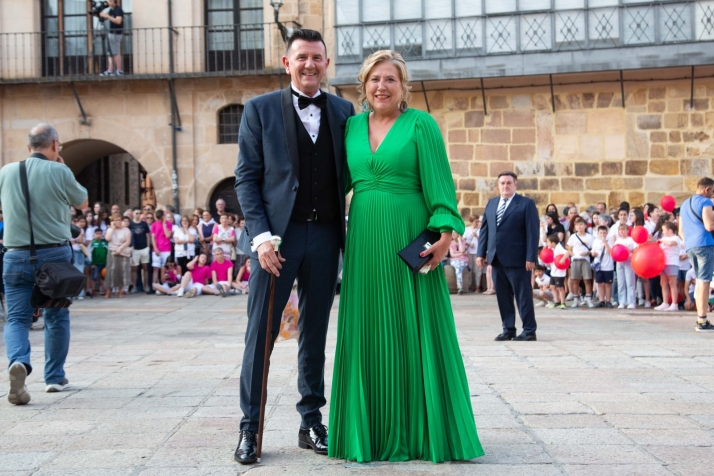&iquest;Qu&eacute; han vestido los jurados en el mi&eacute;rcoles 'El Preg&oacute;n'? Te lo contamos | Imagen 9