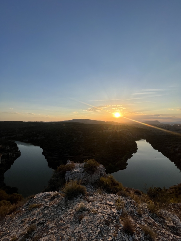 Patricia Ce&ntilde;a recoge su premio como ganadora del concurso &lsquo;El mejor banco de Soria&rsquo; | Imagen 1