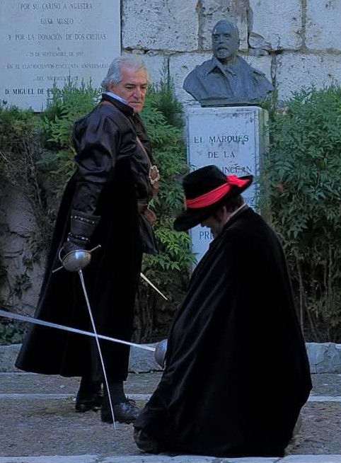 &iquest;Quieres descubrir tu payaso interior, aprender esgrima, caracterizaci&oacute;n o a bailar como un rey? Epona es la respuesta | Imagen 4