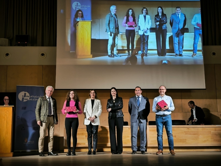 El IES Santa Catalina de El Burgo, finalista en los XI Premios de Investigaci&oacute;n e Innovaci&oacute;n de Castilla y Le&oacute;n | Imagen 3