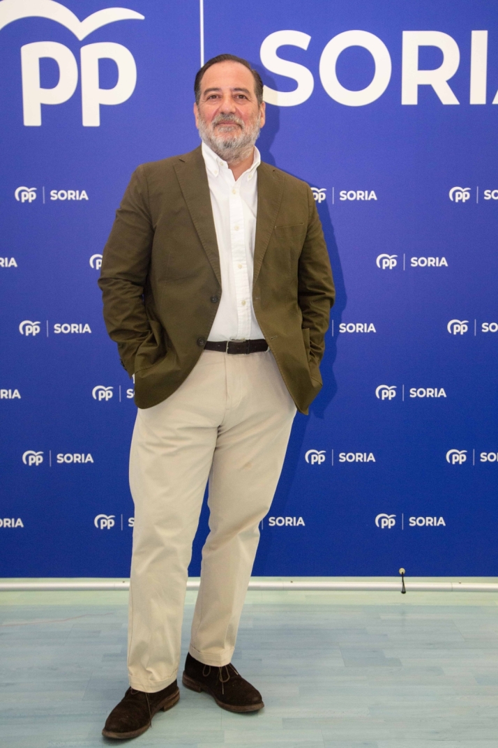 La pol&iacute;tica seg&uacute;n Jos&eacute; Manuel Hernando: De los pactos con Vox y Soria &iexcl;Ya! a Carlos Mart&iacute;nez o Alberto N&uacute;&ntilde;ez Feij&oacute;o | Imagen 1