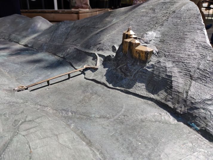 El reto: &iquest;Eres capaz de identificar los 49 edificios dorados de la gran maqueta de Soria? | Imagen 12