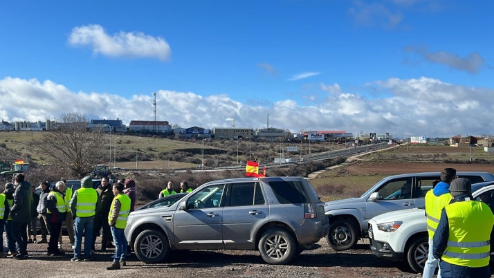 12F: As&iacute; te hemos contado la tractorada y manifestaci&oacute;n de chalecos amarillos esta ma&ntilde;ana en Soria | Imagen 2