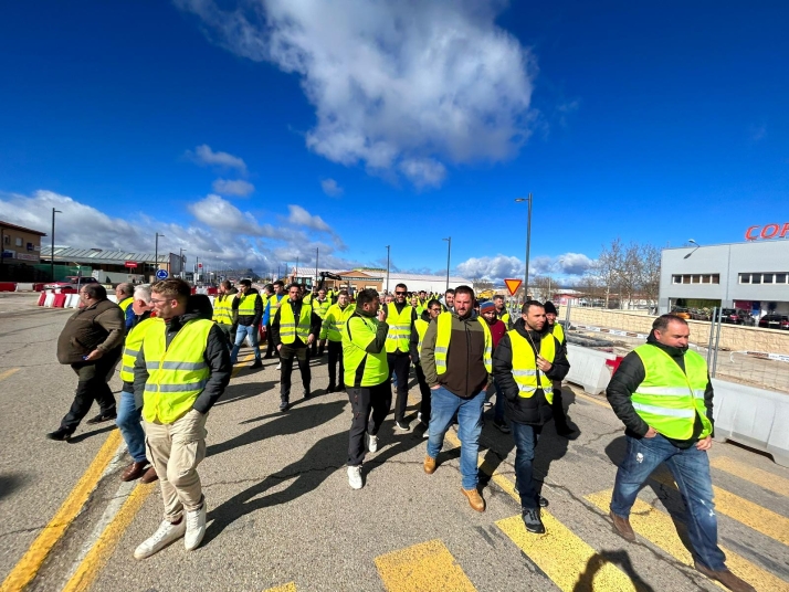 12F: As&iacute; te hemos contado la tractorada y manifestaci&oacute;n de chalecos amarillos esta ma&ntilde;ana en Soria | Imagen 9