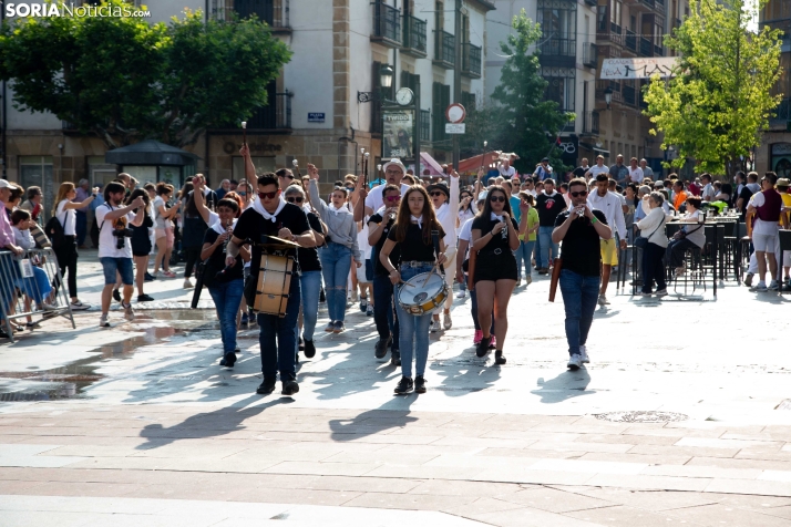 Revive el Jueves &lsquo;La Saca&rsquo;: Incre&iacute;bles v&iacute;deos de la salida desde varios &aacute;ngulos, sanjuanea con Patri o el minuto a minuto | Imagen 2