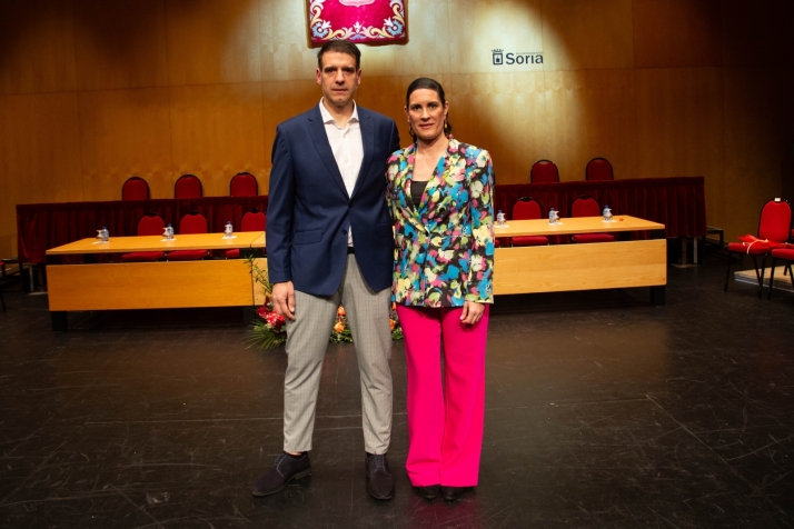 EN FOTOS | Los jurados 2024 acuden a 'El Nombramiento' rebosantes de alegr&iacute;a y arropados por sus cuadrillas | Imagen 10