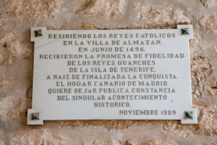Placa conmemorativa. /Mar&iacute;a Ferrer