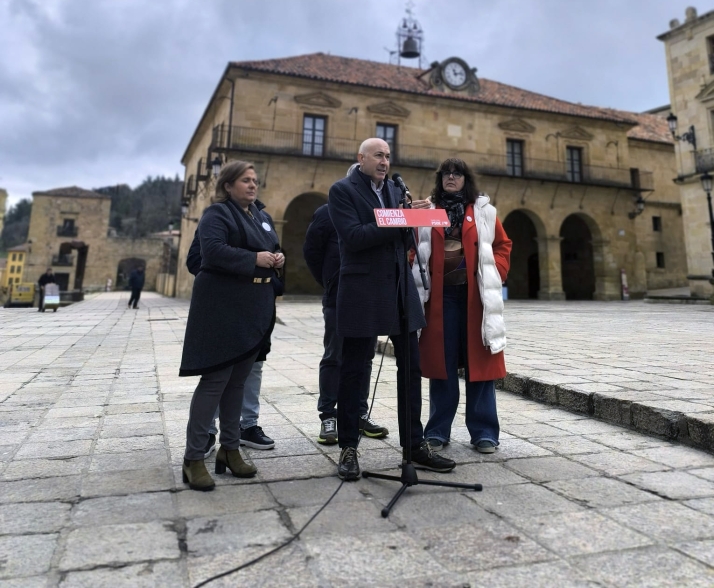 El PSOE anuncia ayudas al emprendimiento para fijar poblaci&oacute;n | Imagen 1