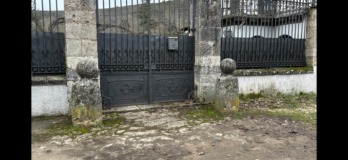 Los pedestales del edificio de San Agust&iacute;n, en El Burgo, volver&aacute;n a su lugar inicial	 | Imagen 2