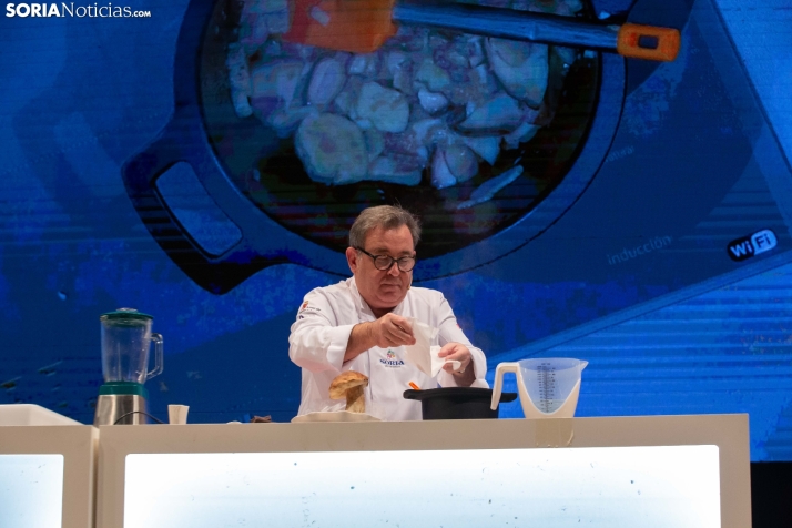 Micolog&iacute;a: Esta es la receta, paso a paso, para cocinar un helado con boletus  | Imagen 3