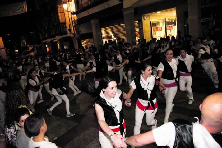 Todo lo que necesitas saber sobre las peñas sanjuaneras: número de socios, día favorito o sede | Imagen 2