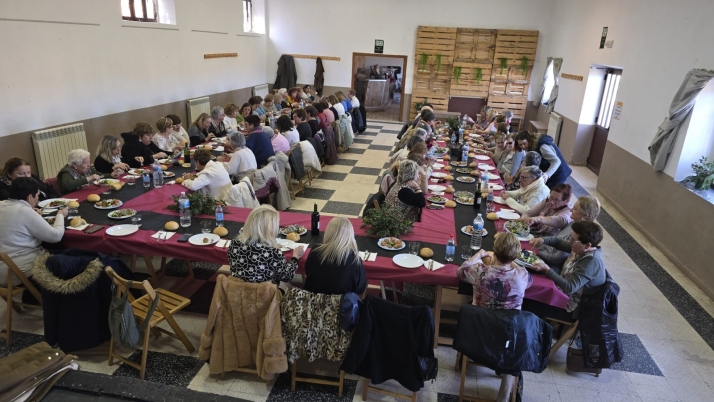 Las mujeres de Almarza y El Valle celebran Santa &Aacute;gueda | Imagen 1