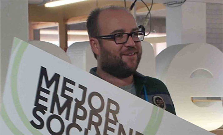 Eduardo Petinal en un galard&oacute;n concedido en Soria. /SN