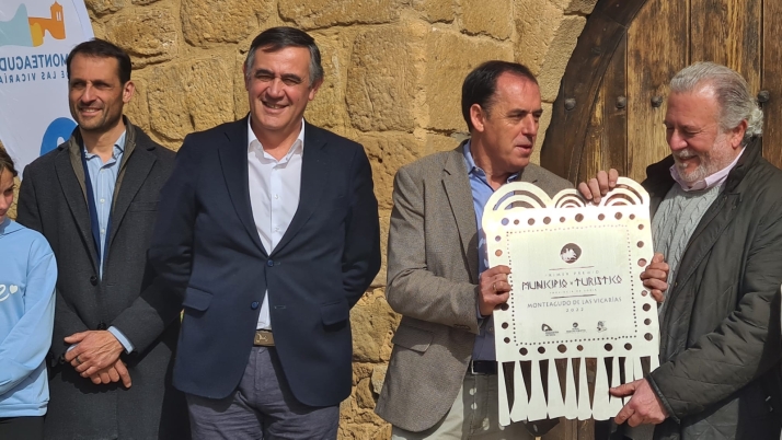 Im&aacute;genes: Monteagudo de las Vicar&iacute;as recibe el Premio Provincial de Turismo de 2022 de la Diputaci&oacute;n | Imagen 3