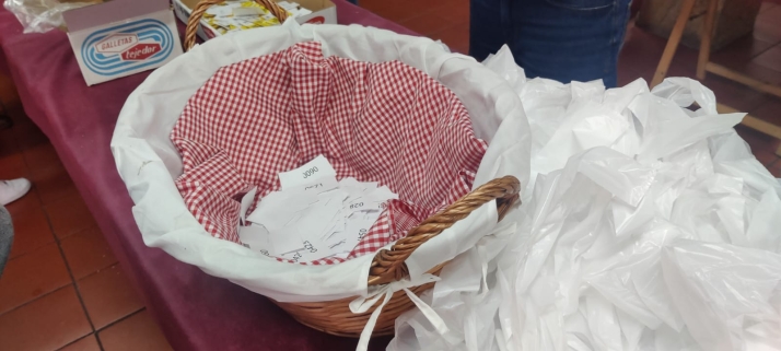 EN FOTOS | De ruta para recoger la tajada por las Cuadrillas en el S&aacute;bado Ag&eacute;s | Imagen 17