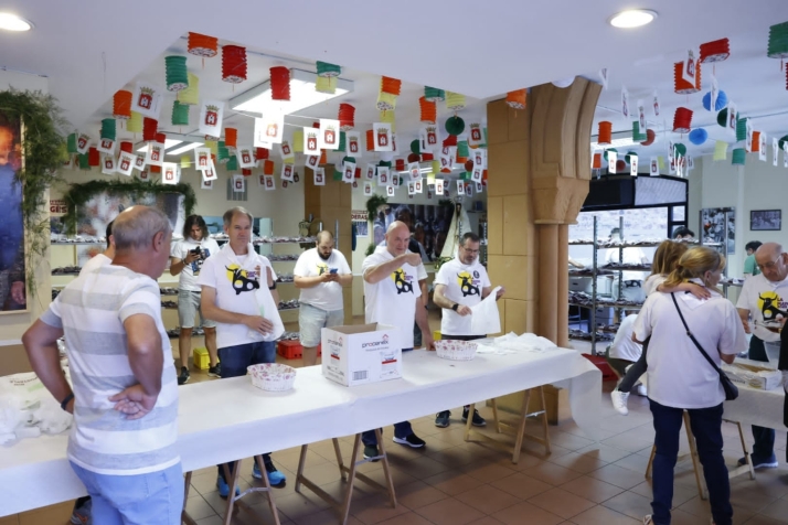 Revive el S&aacute;bado &lsquo;Ag&eacute;s&rsquo;: Las mejores fotos de las tajadas y de las subastas, la Feria Taurina y el sanjuanea con los subastadores | Imagen 3