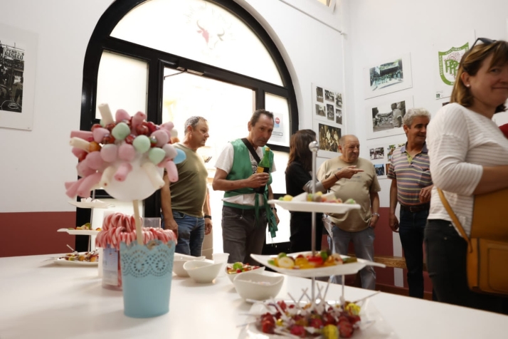 EN FOTOS | De ruta para recoger la tajada por las Cuadrillas en el S&aacute;bado Ag&eacute;s | Imagen 31