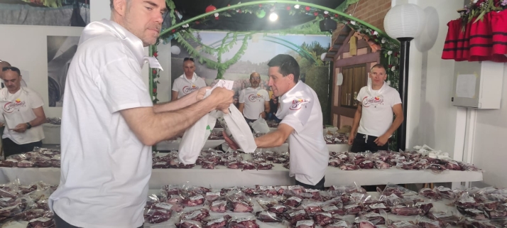 EN FOTOS | De ruta para recoger la tajada por las Cuadrillas en el S&aacute;bado Ag&eacute;s | Imagen 47