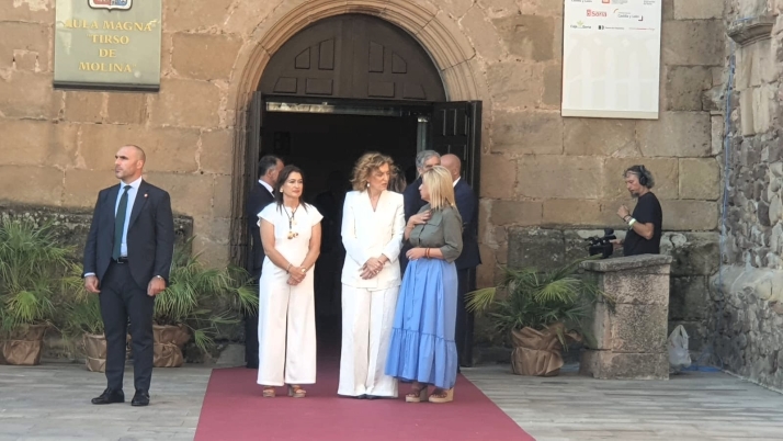 "Verlo para que no me lo cuenten": as&iacute; recibe Soria al Rey Felipe entre sanjuaneras y una estrategia infalible | Imagen 2