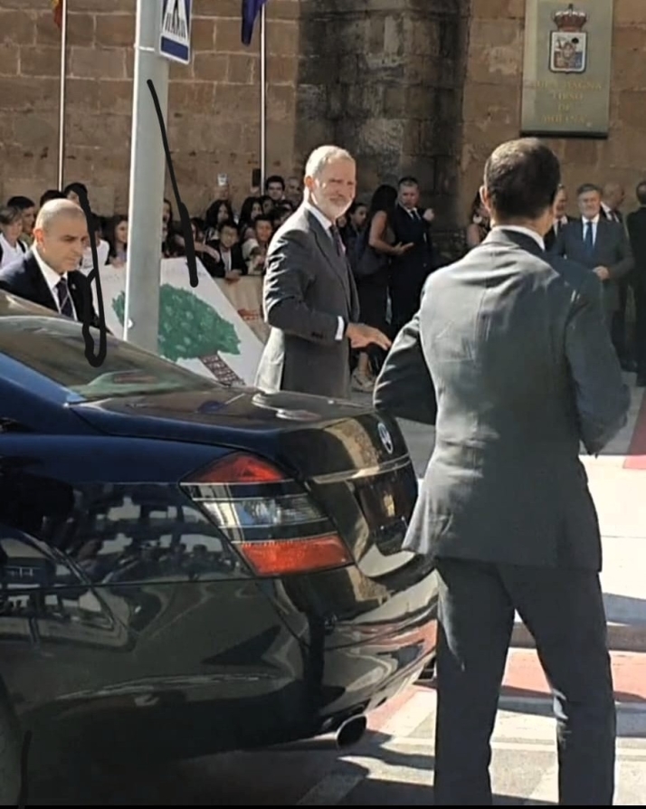 "Verlo para que no me lo cuenten": as&iacute; recibe Soria al Rey Felipe entre sanjuaneras y una estrategia infalible | Imagen 3