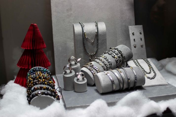 Monreal da el pistoletazo a la Navidad con la primera colecci&oacute;n de Marina Garc&iacute;a para el hombre soriano | Imagen 1