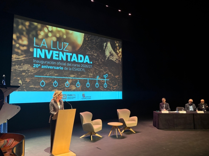 La Escuela Superior de Arte Dram&aacute;tico de Castilla y Le&oacute;n abre curso en su 20 aniversario | Imagen 1
