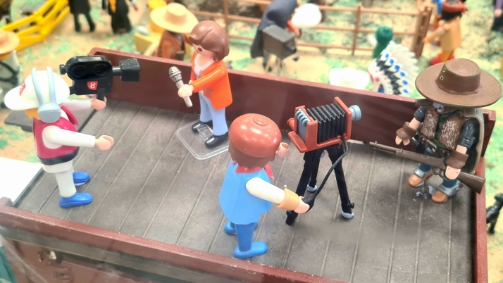 En im&aacute;genes: 4 "anacronismos" en 'La Click historia de Wounded Knee' | Imagen 4